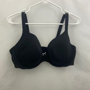 Cacique Black Lightly Lined T Shirt 42DD Bra